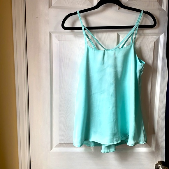 Sleeveless blouse - Picture 2 of 2